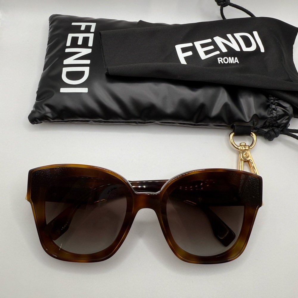 Authentic Fendi Brown Tortoiseshell Sunglasses with Gold Logo